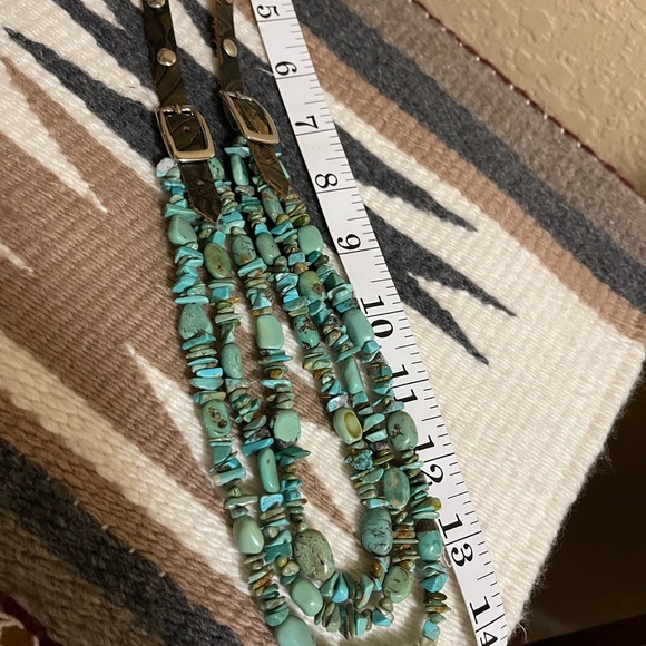 Turquoise and Leather Necklace handmade by a talented artist. - Picture 4 of 6